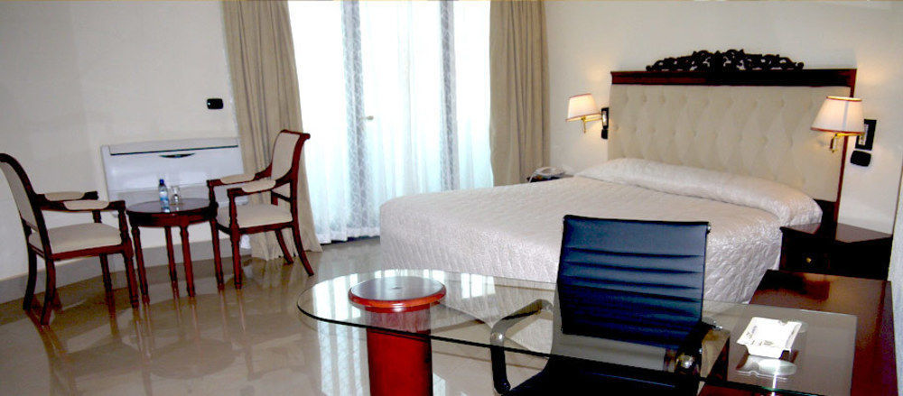 Palace Hotel Ouagadougou Ngoại thất bức ảnh